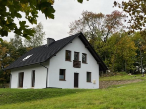 Dom na Groniu Kocembowskim, Podgrodzie